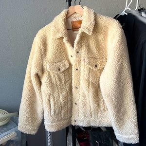 Levi's Sherpa jacket, polyester, new without tags!